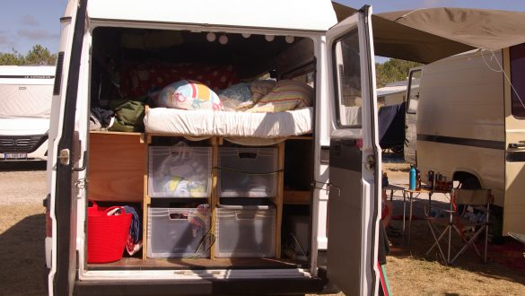 Camper ausbauen (Ratgeber): Ideen, Anleitung & Kosten