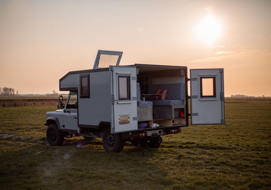 Camper ausbauen lassen in Schleswig-Holstein: Ein Offroad Camper von Dünenkerl