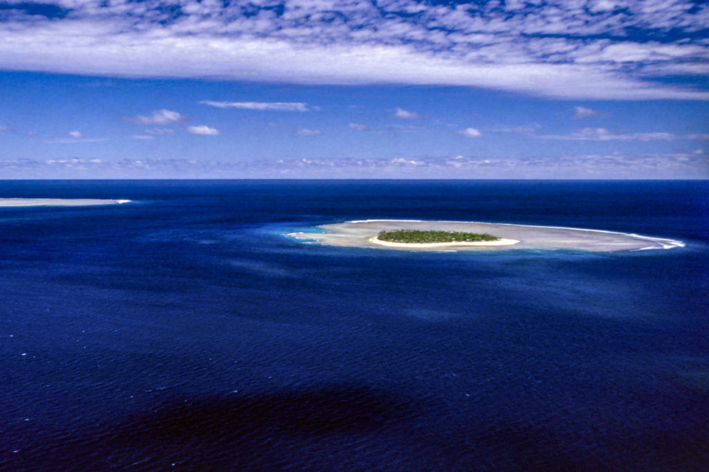Die 10 besten Surf-Spots der Welt: Die zu Fidschi gehörige Insel Tavarua mit Restaurants und Tavarua