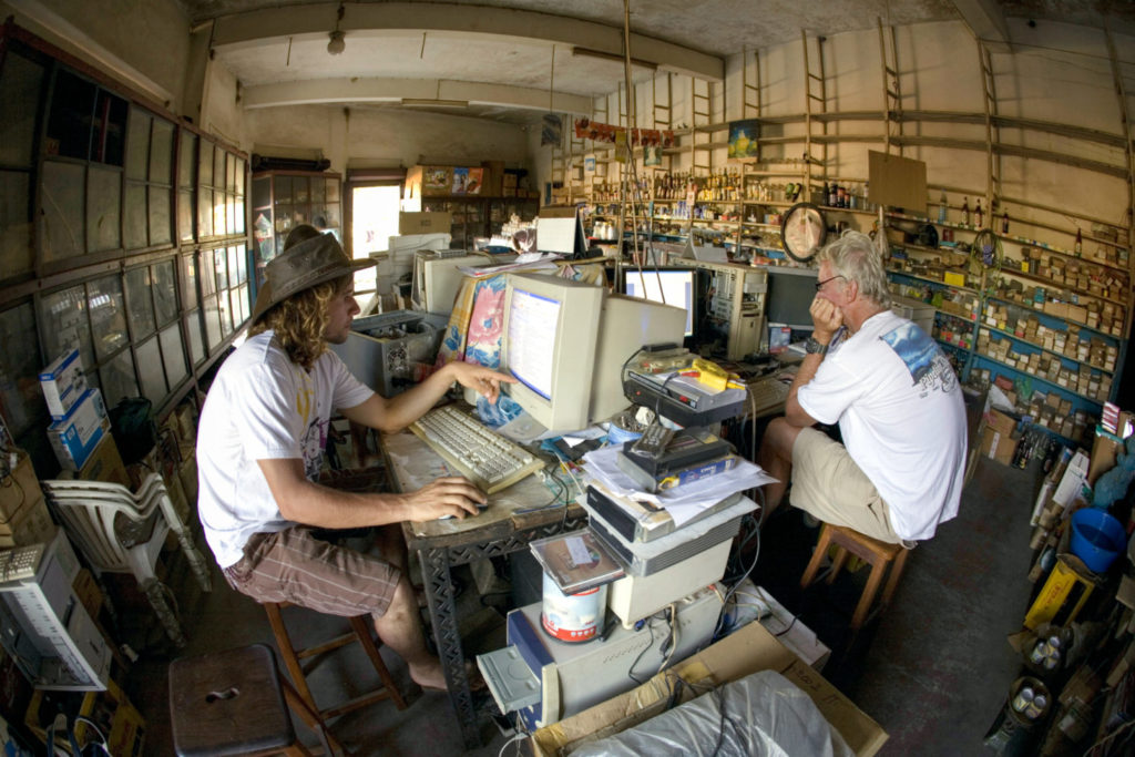 Forecast lesen in einem Internet-Café in Ost-Madagaskar – Nur Text, die Verbindung war zu schlecht für Bilder und Charts.