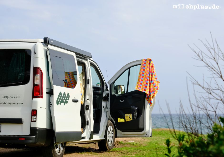 Off Campers Test: Ein Campingbus an der Mittelmeerküste Sardiniens