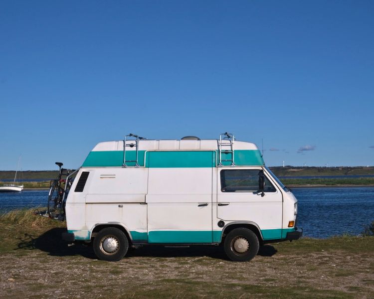 Wohnmobil Umbau: Ein T3 mit einigen Schäden