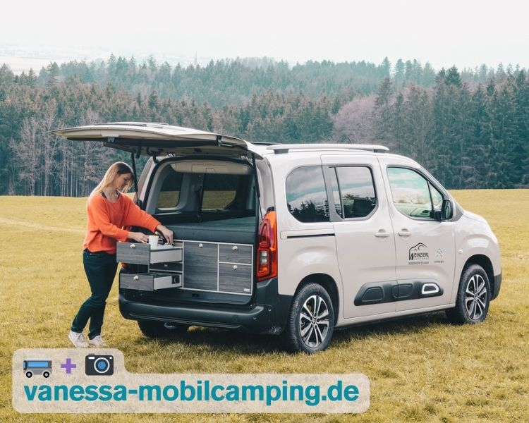 Kleine Camper: Citroen Berlingo mit Campingbox